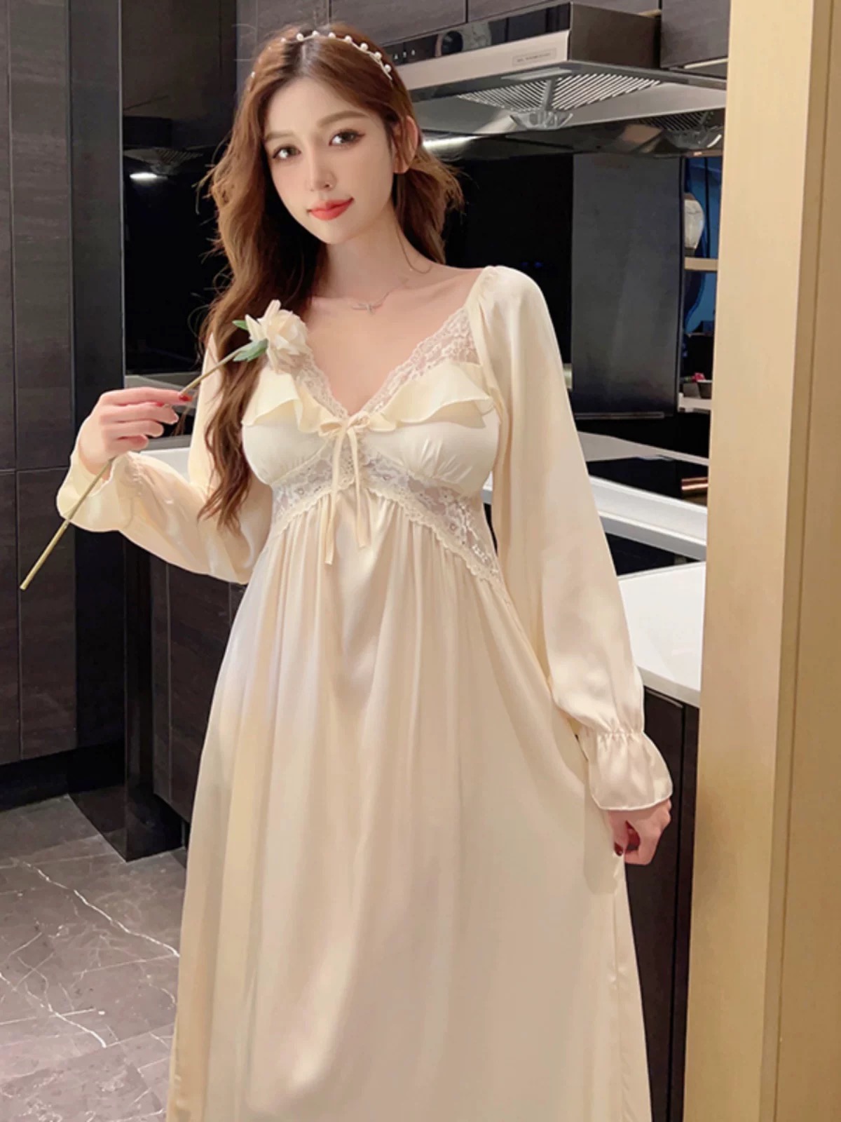 Raging beauty silk night dress SW127 images